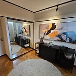 Exclusive Top Floor 2-Bedroom Flat