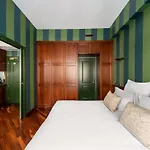 Numa Milan Camperio