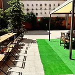Mio Hostel