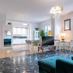 Amazing Top Floor