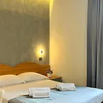 Hotel Sara