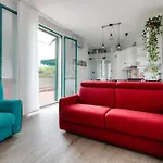 Rainbow House Via Dei Carafa Milan