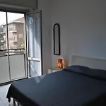 Portello Flat With Balcony
