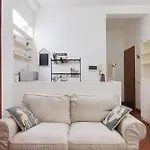 Sanzio City Escape - 15Min From Duomo