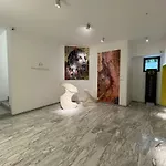New Art Building- Posto Auto Palestra E Giardino