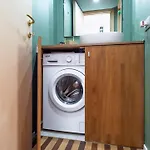 Cozy Apartment Near Milano Centrale - 4 Guests