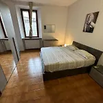 Lovely Central 2-Bedroom Apartment