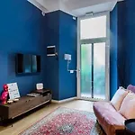 Hacca Collection-Plush Urban Sanctuary In The Milan City Center