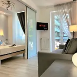 Modern Apartments Mm3 Afforifn Only 15 Min From Duomo