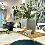 Modern Apartments Mm3 Afforifn Only 15 Min From Duomo