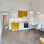 Xenia Apartments - Two-Room Apartment In Fondazione Prada