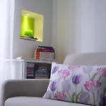 Younique Studio Flat - City Center