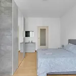 Ca17 -Centrale-Duomo -Central Maxi Apartment -