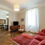 Citta Studi Elegant Huge Apartment