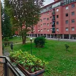Pm 50 Via Pietro Boifava Guest House
