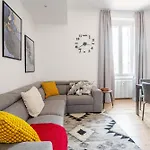 Milan Central Luxury Apartment