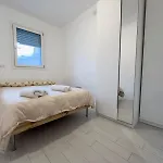 Luxury 3 Bedroom Apartment 100 Mq Next To Rho Fiera And San Siro