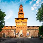Milan Central Luxury Apartment