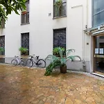 Eutropia - Ampio Appartamento In Porta Venezia