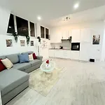 Milano Da Sogno Al Rifugio Merini In Centro