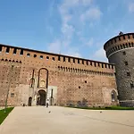 Cadorna Cityview Flat - Strategic Position In The Middle Of The Square
