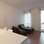 Nice And Chic Apt Near Fiera Milano