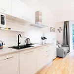 Easylife - Luminosa E Comoda Residenza Con Balcone