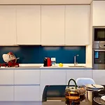 Azzurro Lancetti Retreat