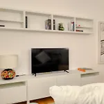 Just Urban Stays - Bright And Beautiful Apartment - Corso Genova