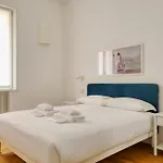 Just Urban Stays - Bright And Beautiful Apartment - Corso Genova