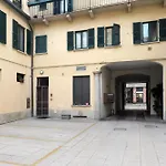 Comecasa Bright Terraced Apartment In Porta Romana Vicino Clinica Mangiagalli