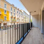 Moderno Appartamento Con Terrazza & Palestra