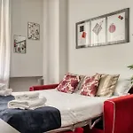 Just Urban Stays - Modern Apartment - Trivulzio 3