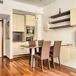 Just Urban Stays - Modern Apartment - Trivulzio 3