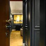 The Best Rent - Refined One-Bedroom Apartment In The Historic Milan Center