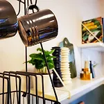 Cozy Studio 50 Meters From The Metro