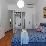 Stradivarius House - Carozzi Apartments
