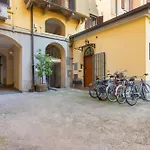 Navigli Darsena Celebrity House