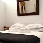Monolocale In Quartiere Nolo