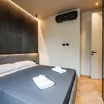 Luxury Suite With View Steps From The Duomo