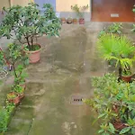 Bwr - Two-Room Apartment Near The Station, Venini