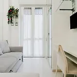 Elegant And Comfortable Mini Studio