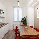 Stayeasy Sauli - 2 Bedrooms, 2 Bathrooms - Central Station