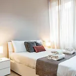 Duomo 10 Minuti Family House 5 Pax Balcone Wifi
