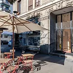 Giulio Flexyrent Apartment
