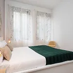 Classbnb - Two Apartments 400 Meters From The Duomo