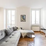 Beplace Apartments In De Amicis