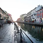 Easylife - Charme E Comfort Nel Cuore Dei Navigli