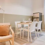 Easylife - Charme E Comfort Nel Cuore Dei Navigli