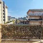 Central Station - Apartment With Terrace